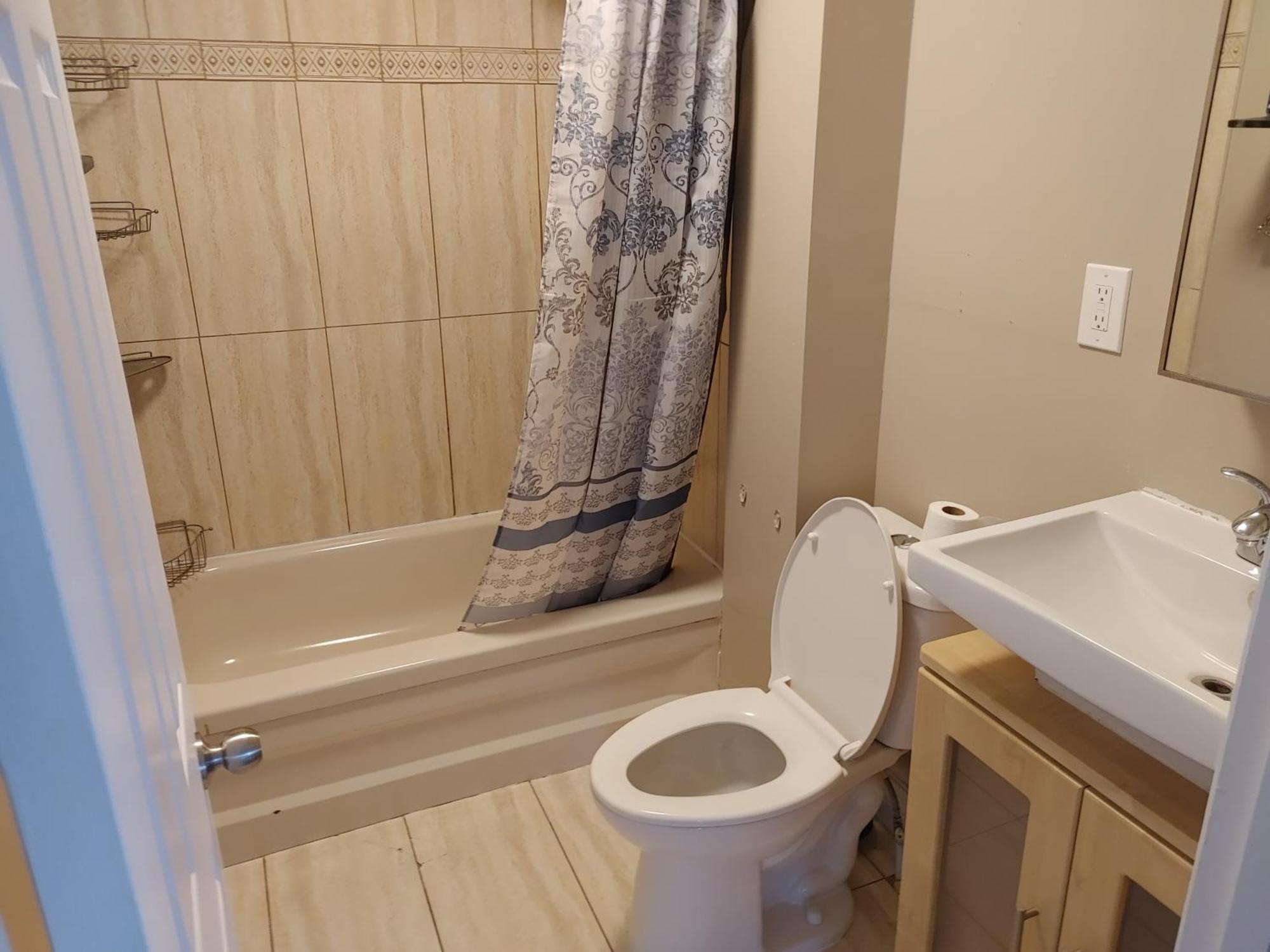 Séjour chez l'habitant 2 Bedroom Apt West Side Saint John *